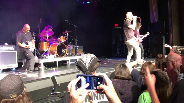 Spin Doctors  at Meskwaki Casino, Tama, A 7/6/2019